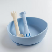 Carregar imagem no visualizador da galeria, Prato azul de silicone les enfants